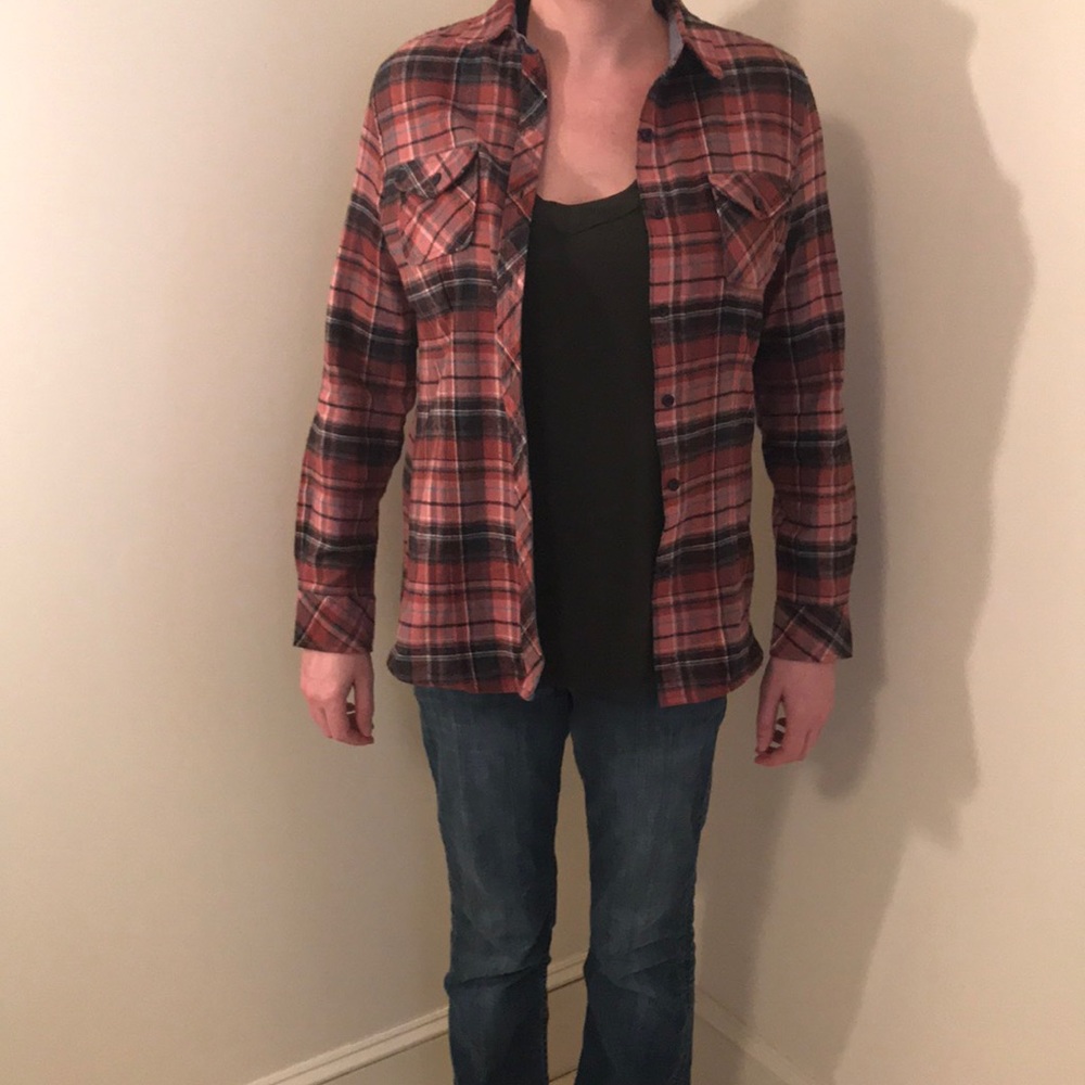 North River mauve and grey plaid flannel shirt